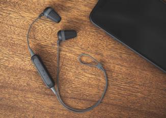 Koss The Plug Wireless – wszechstronne słuchawki bezprzewodowe