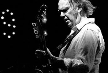 Perły z lamusa: „Heart Of Gold” Neila Younga. Przebój narodzony w bólach