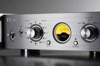 TEAC poszerzył swoją gamę produktową o nowy przedwzmacniacz gramofonowy – model PE-505