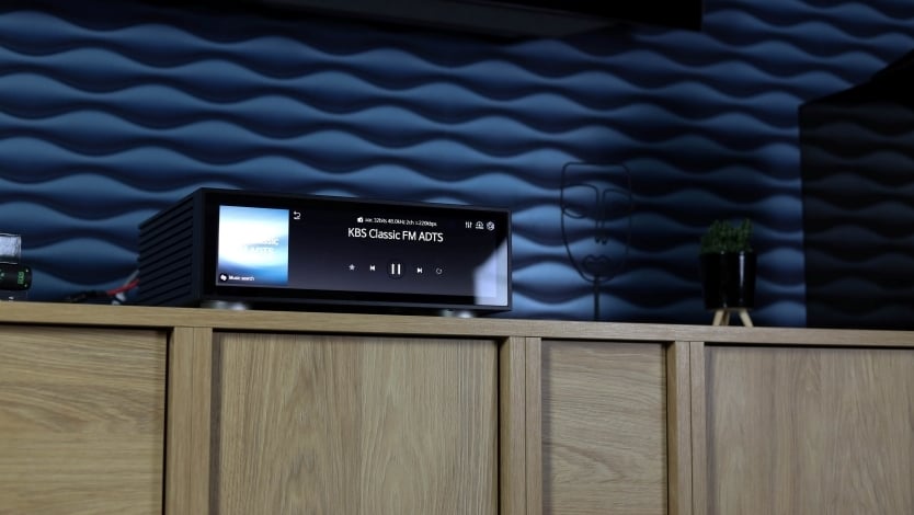 Rose RS520 umożliwia także odtwarzanie muzyki z radia internetowego